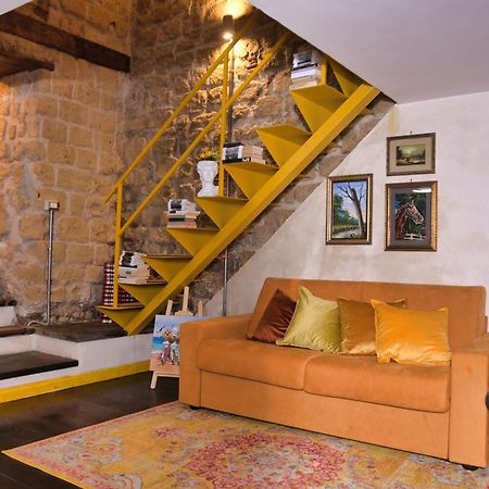 Apartamento Carlito'S House- Un'Intera Casa Al Centro Storico Nápoles Exterior foto