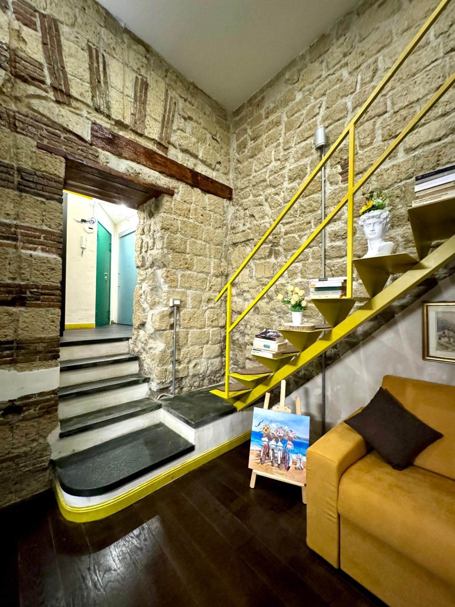 Apartamento Carlito'S House- Un'Intera Casa Al Centro Storico Nápoles Exterior foto