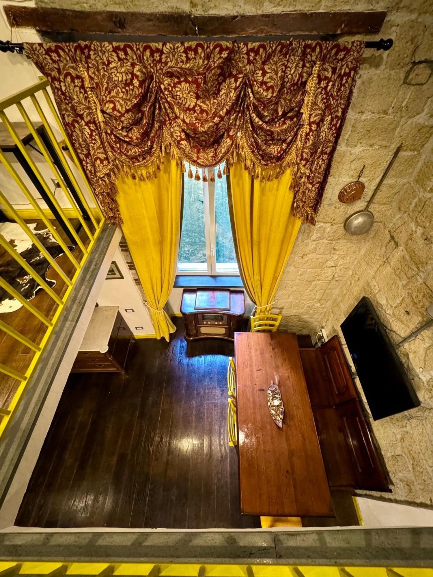Apartamento Carlito'S House- Un'Intera Casa Al Centro Storico Nápoles Exterior foto